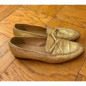 J CREW Loafers Leather 91/2 Gold Metallic Crinkled Bow Flats Fashionable Chic